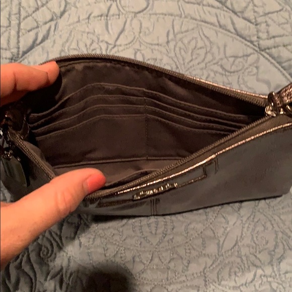 Coach wristlet - Picture 2 of 6